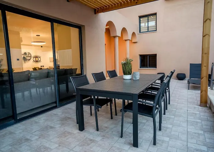 וילה רוני בריכה מחוממת Villa Roni Heated Pool