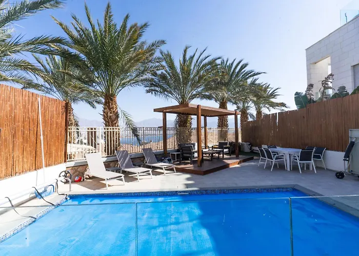 Villalis Bay View